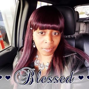 Meet your Posher, Alicia